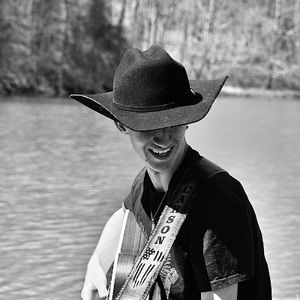 Meet your Posher, Carson